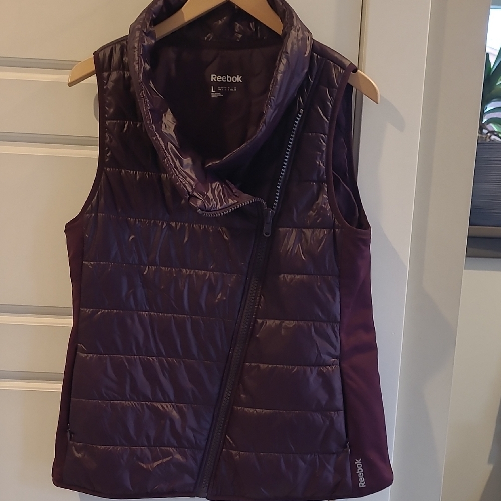 Reebok Purple Puffer Vest. Size large